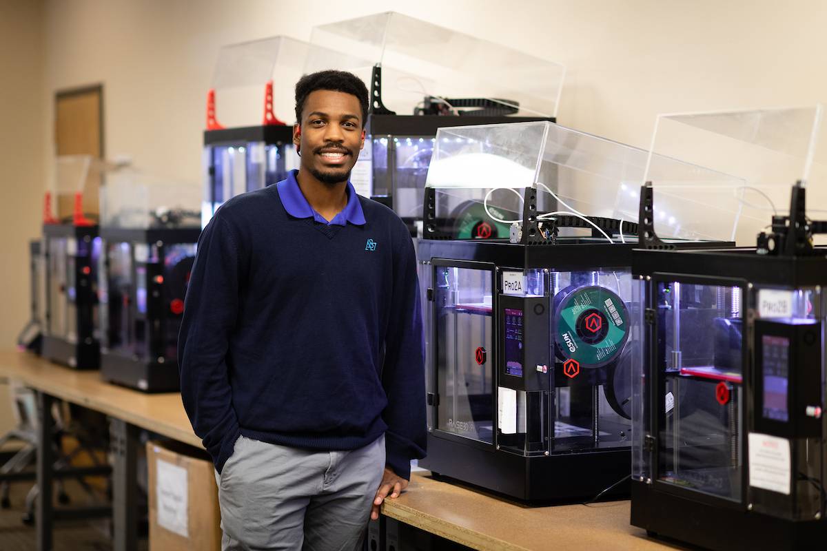 Grad student in the iMakerSpace