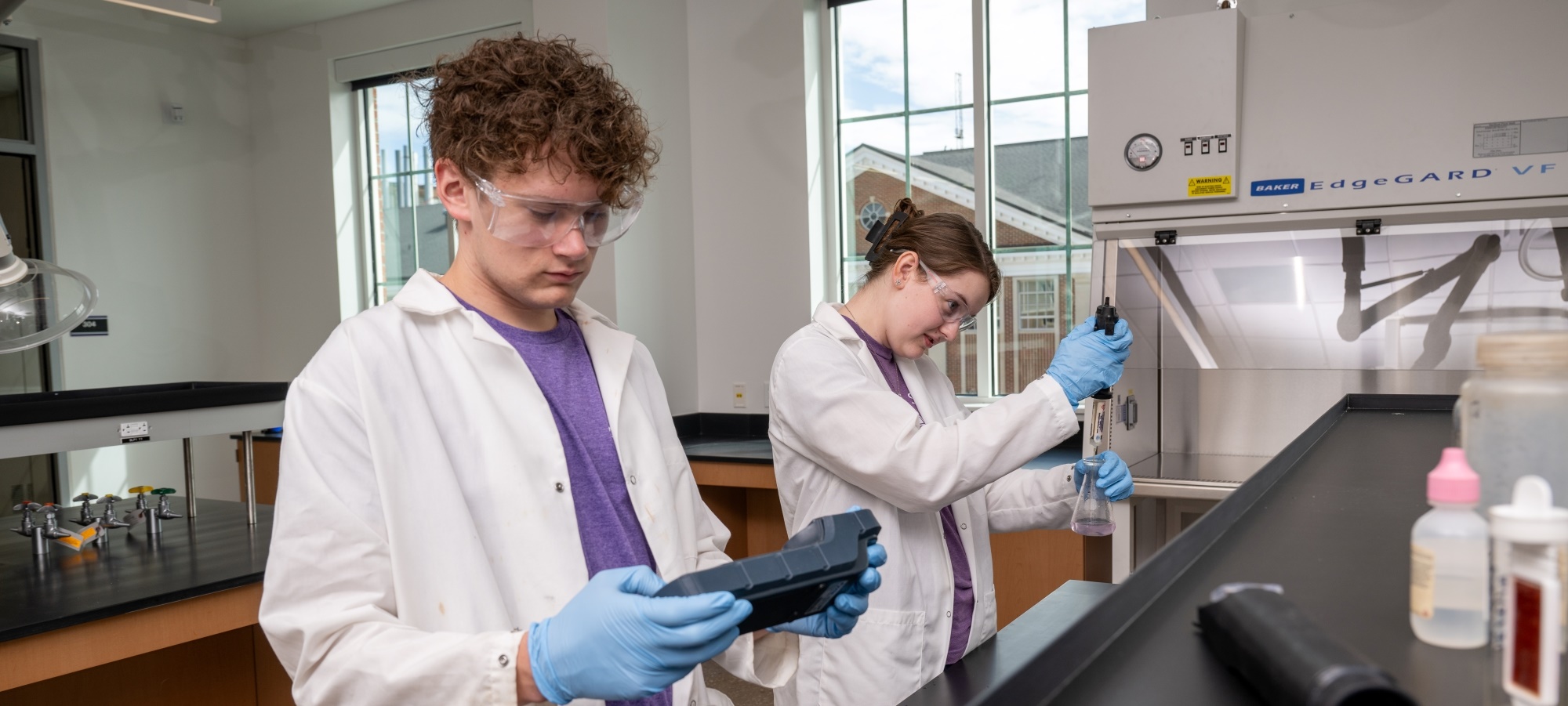 Students working in a lab