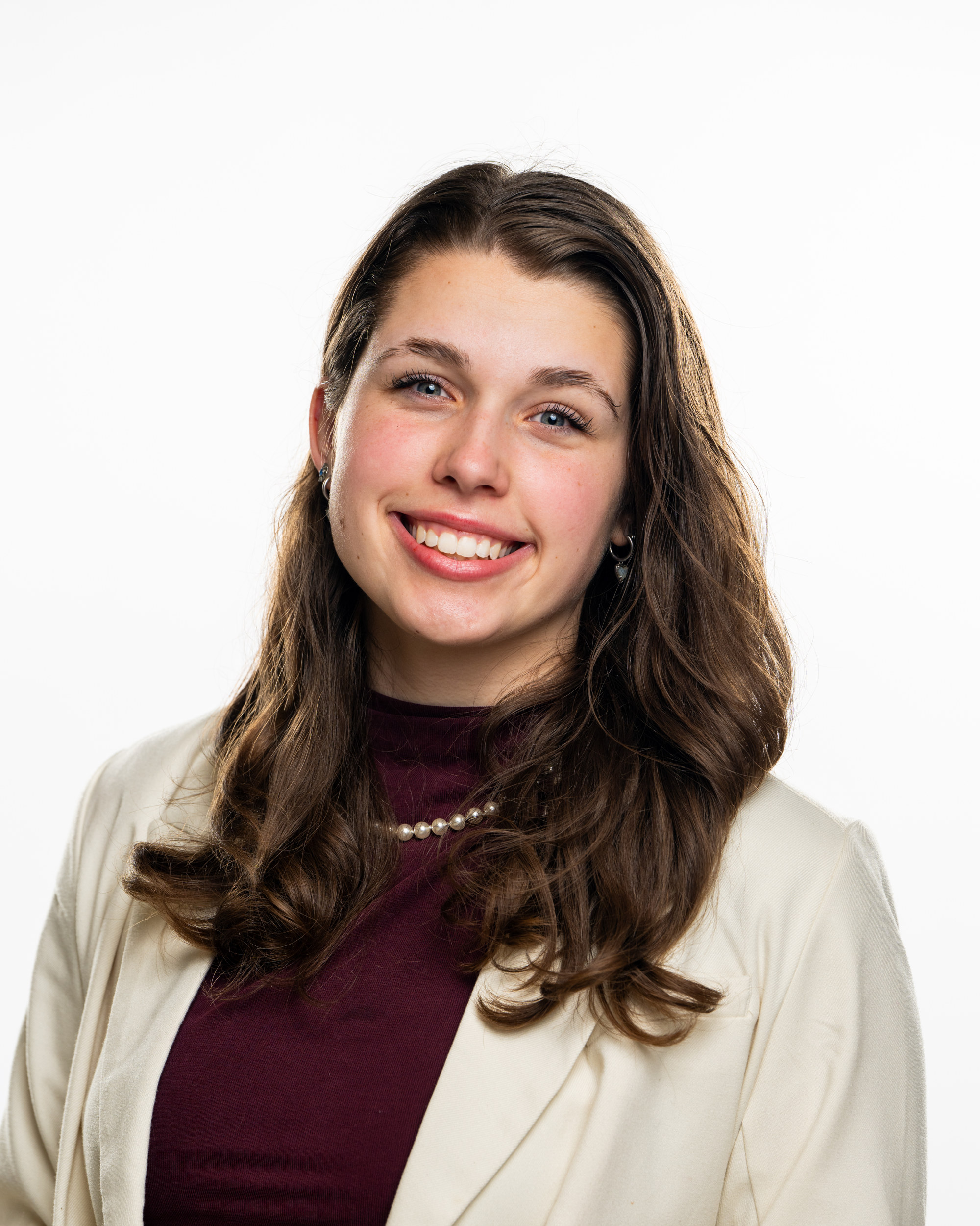 Maya Seitz Headshot