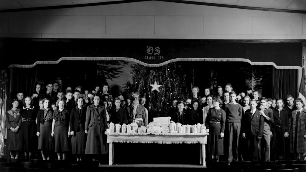 Christmas Pageant at Baxter Seminary in 1935